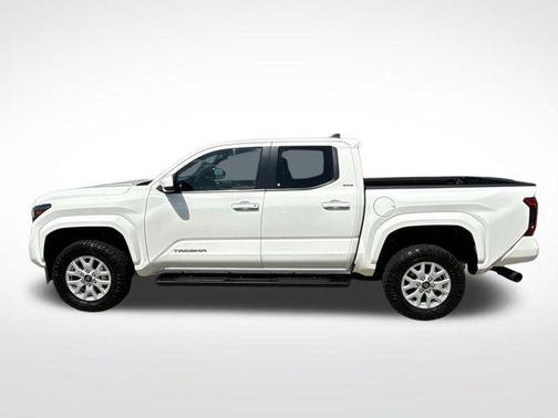 Ice Cap 2024 Toyota Tacoma SR5