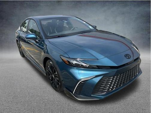 Ocean 2025 Toyota Camry SE