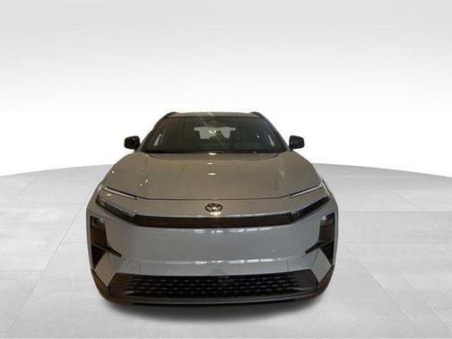 Cement 2026 Toyota C-HR SE
