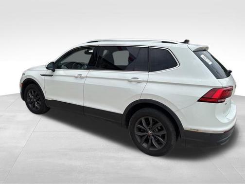 Pure White 2022 Volkswagen Tiguan 2.0T SE 4MOTION