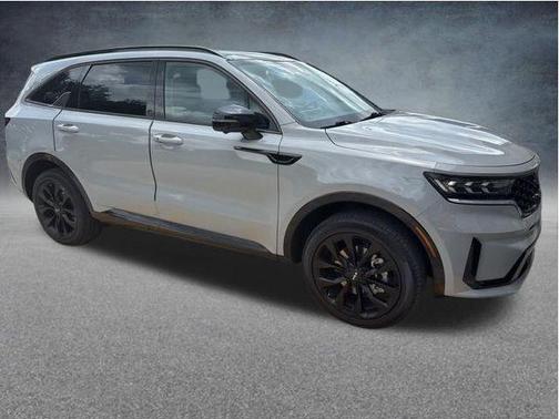 Wolf Gray 2023 Kia Sorento SX