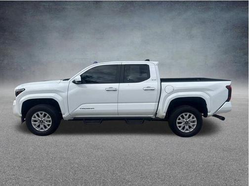 Ice Cap 2024 Toyota Tacoma SR5