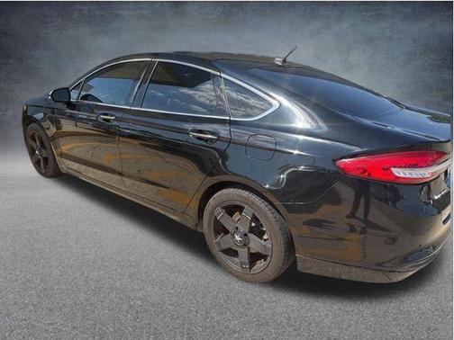 Shadow Black 2018 Ford Fusion SE