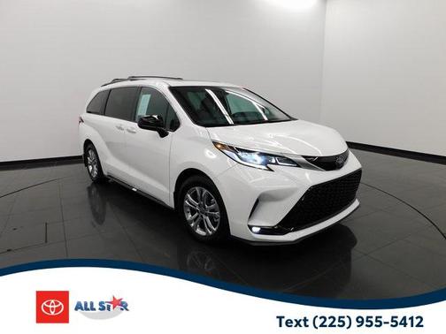 2023 Toyota Sienna XSE 7 Passenger