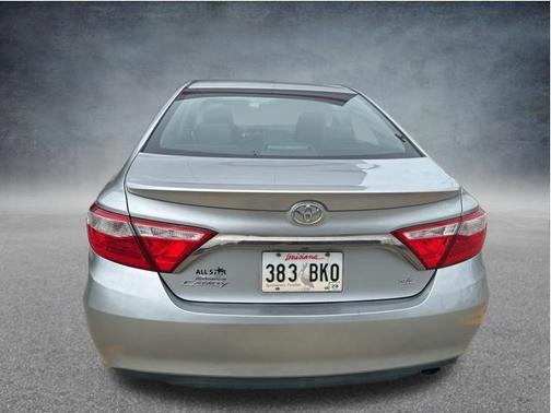 Celestial Silver Metallic 2017 Toyota Camry SE