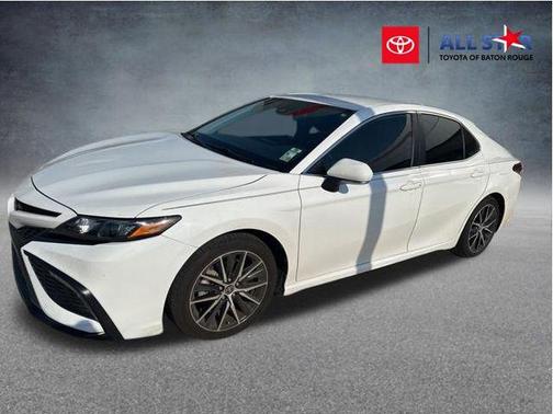 Ice Cap 2023 Toyota Camry SE