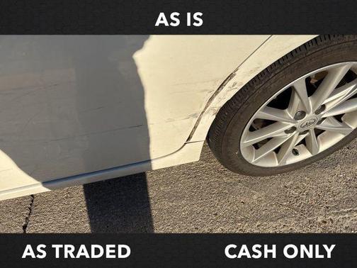 2014 Toyota Prius v Five