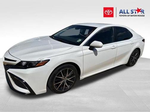 Ice Cap 2023 Toyota Camry SE