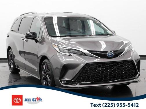 2021 Toyota Sienna XSE 7 Passenger