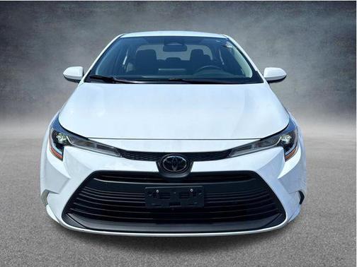 Ice 2024 Toyota Corolla LE