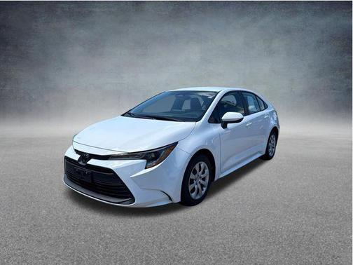 Ice 2024 Toyota Corolla LE
