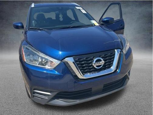 Deep Blue Pearl Metallic 2020 Nissan Kicks SV
