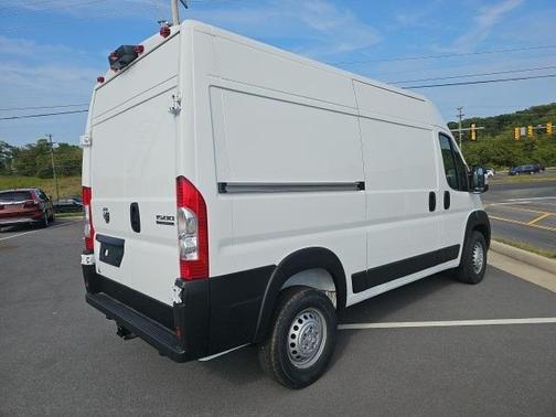 2024 RAM ProMaster 1500 Base