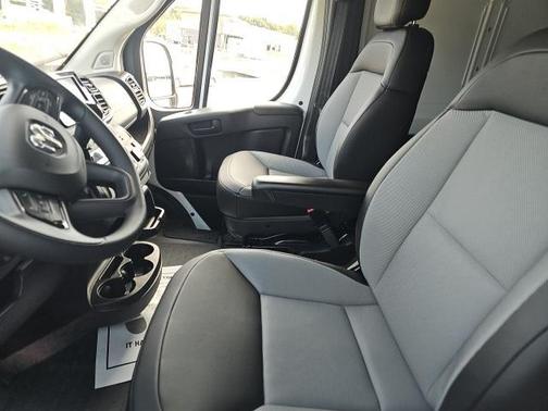 2024 RAM ProMaster 1500 Base