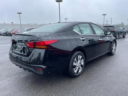 2025 Nissan Altima S