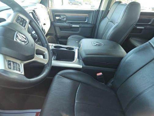 Granite Crystal Clearcoat Metallic 2018 RAM 1500 Laramie