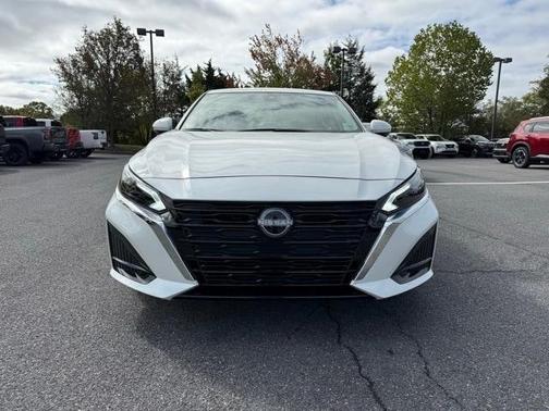 2025 Nissan Altima SL