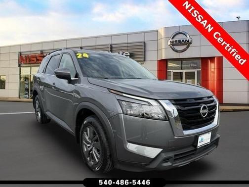 2024 Nissan Pathfinder SV