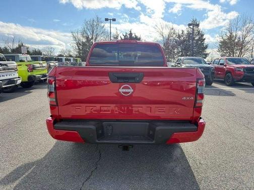 2026 Nissan Frontier SV