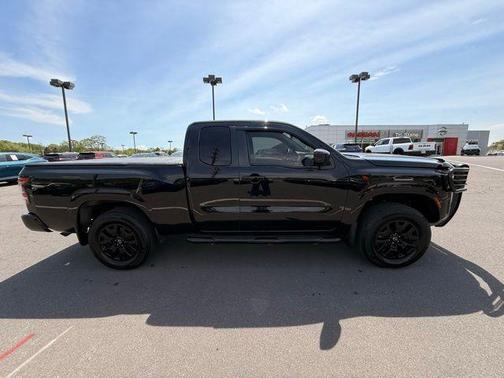 Black 2023 Nissan Frontier SV
