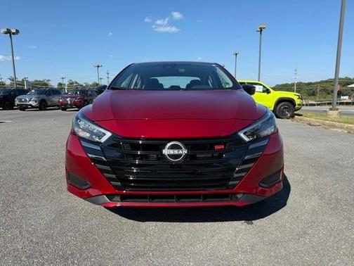 2025 Nissan Versa 1.6 SR