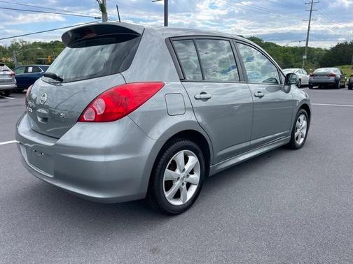 2012 Nissan Versa 1.8 SL