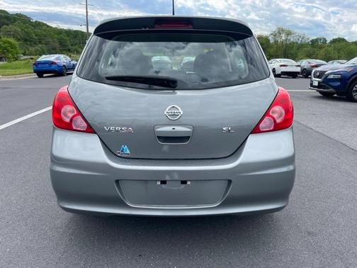 2012 Nissan Versa 1.8 SL