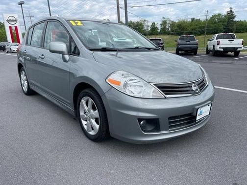 2012 Nissan Versa 1.8 SL