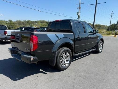 2021 Nissan Frontier SV