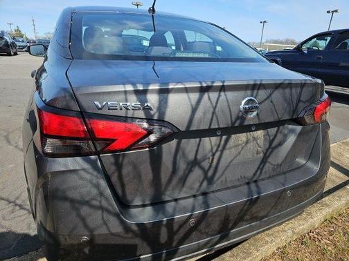 2022 Nissan Versa S