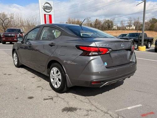2022 Nissan Versa S