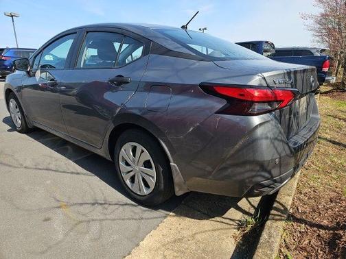 2022 Nissan Versa S