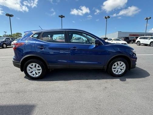 2020 Nissan Rogue Sport S