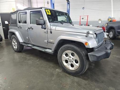 2013 Jeep Wrangler Unlimited Sahara