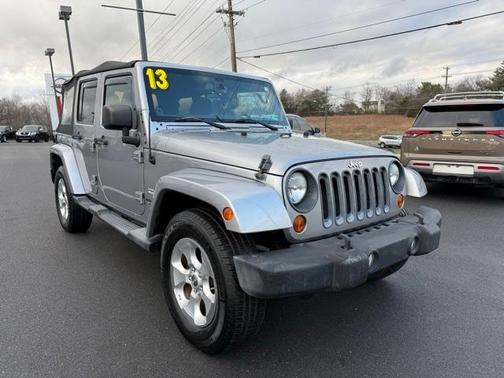 2013 Jeep Wrangler Unlimited Sahara