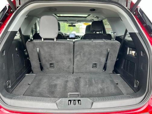 Red Metallic 2022 Ford Explorer XLT