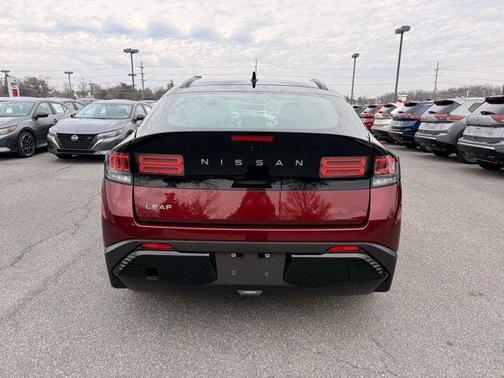 2026 Nissan Leaf PLAT+