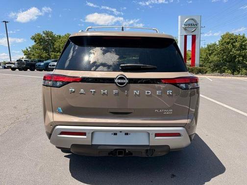 Baja Storm 2023 Nissan Pathfinder Platinum