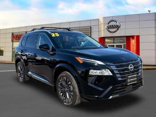 2025 Nissan Rogue Platinum