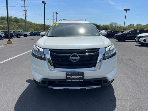 2024 Nissan Pathfinder Platinum