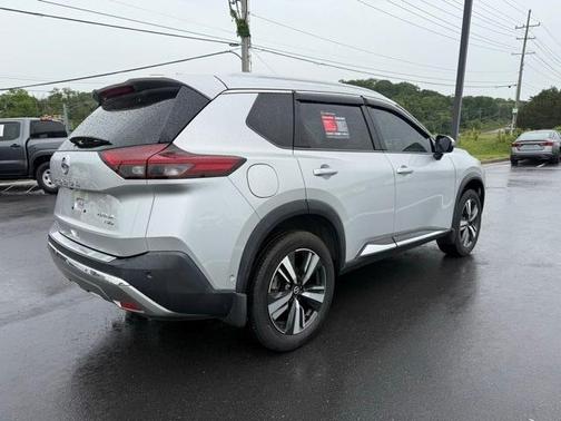 2021 Nissan Rogue Platinum