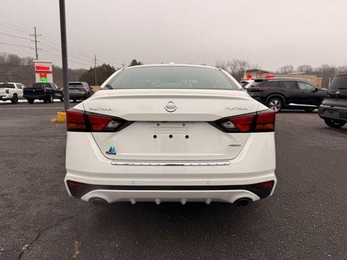 2021 Nissan Altima 2.5 Platinum