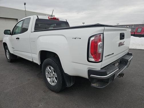 2017 GMC Canyon Base
