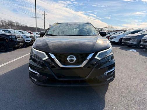 2021 Nissan Rogue Sport SL