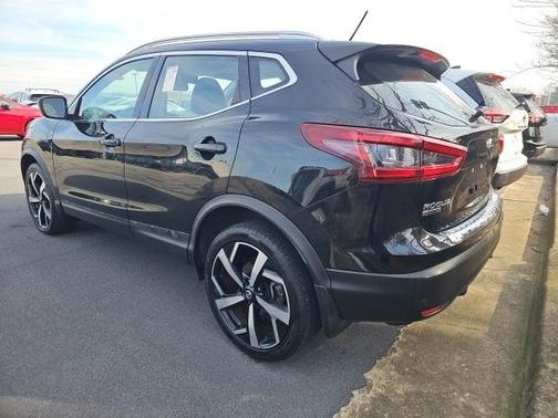 2021 Nissan Rogue Sport SL