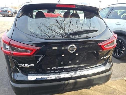 2021 Nissan Rogue Sport SL