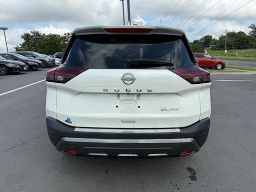 2022 Nissan Rogue SL