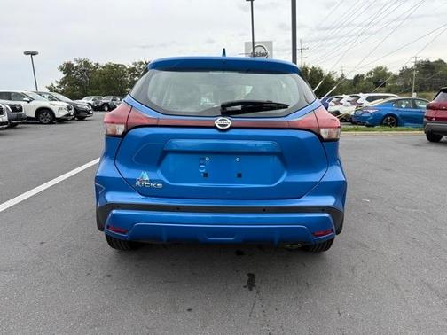 2021 Nissan Kicks S