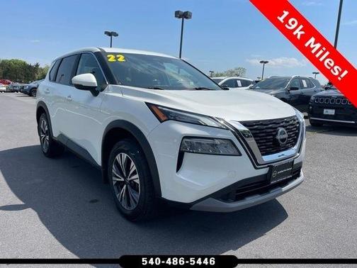 2022 Nissan Rogue SV