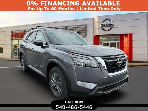 2025 Nissan Pathfinder SV
